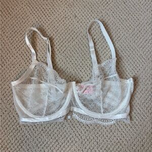 hunkemoller White Lace Bra